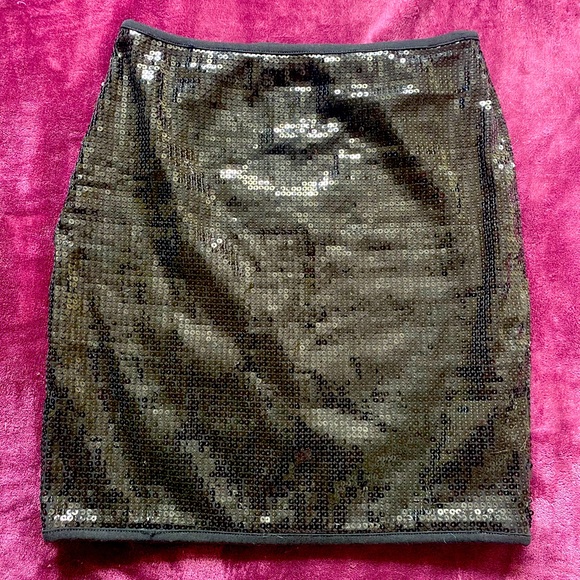 Medium Talula Black Sequin Skirt - Picture 1 of 6